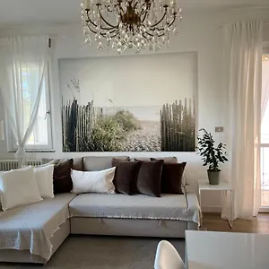  Apartment Family 2