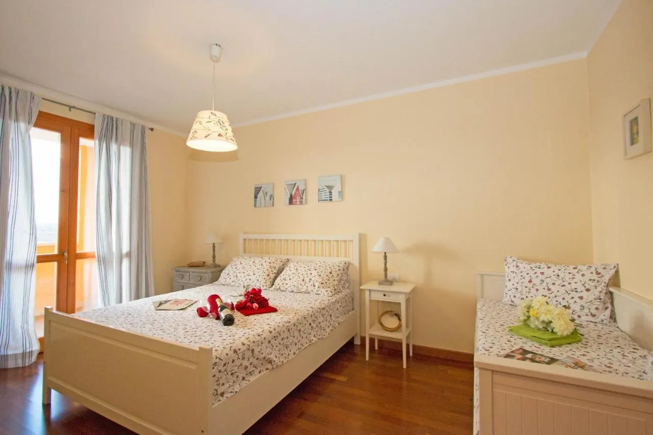 Baglio degli Ulivi 3 Apartment by Wonderful Italy Sirmione 0*,  Italia