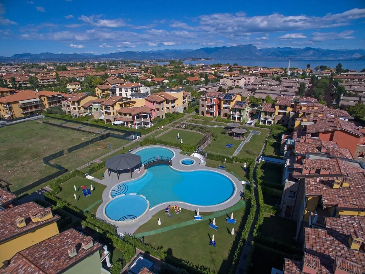 Baglio degli Ulivi 3 Apartment by Wonderful Italy Sirmione